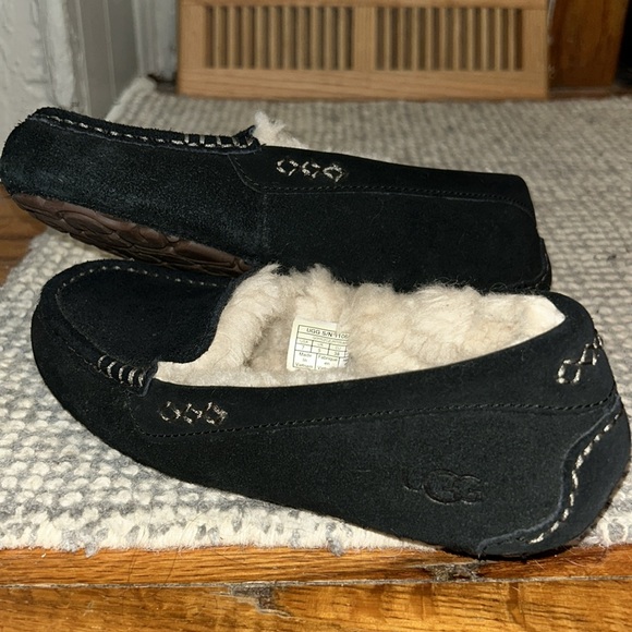 UGG Black Shearling Loafers - Picture 2 of 10
